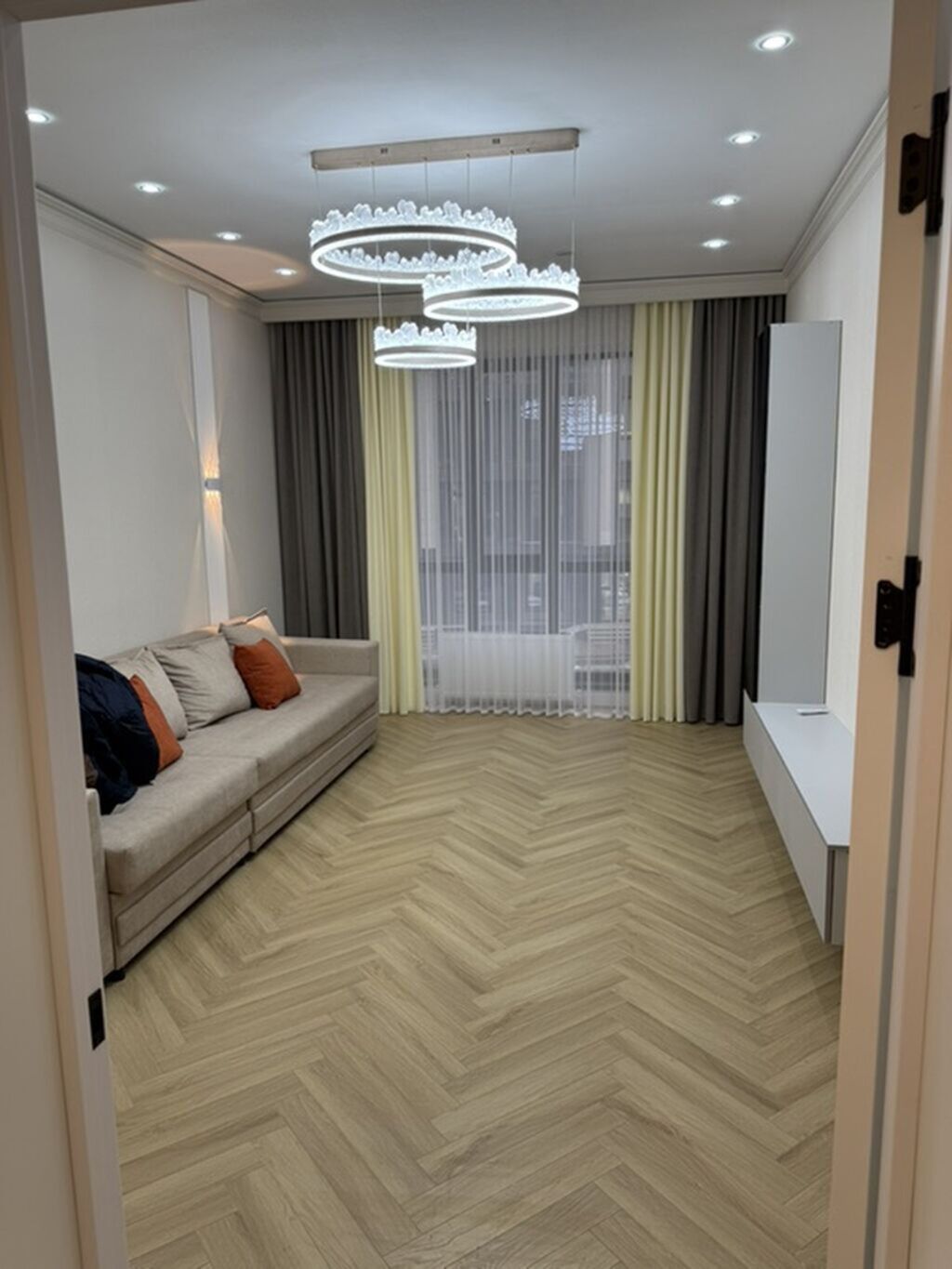 2 комнаты, 77 м², Асанбай мкр Элитка, 2 этаж, Евроремонт: фото 4