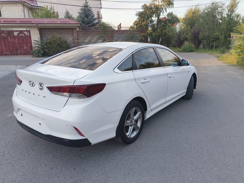 Hyundai Sonata: 2022 г., 2 л, Автомат, Газ, Седан: фото 3