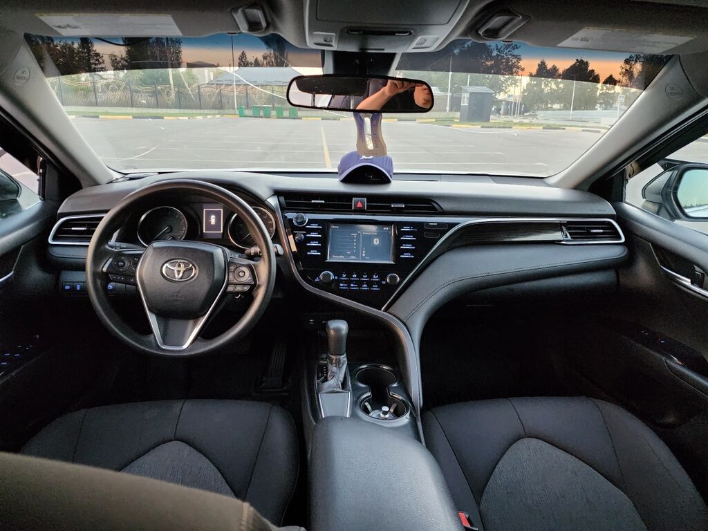 Toyota Camry: 2018 г., 2.5 л, Автомат, Бензин, Седан: фото 8