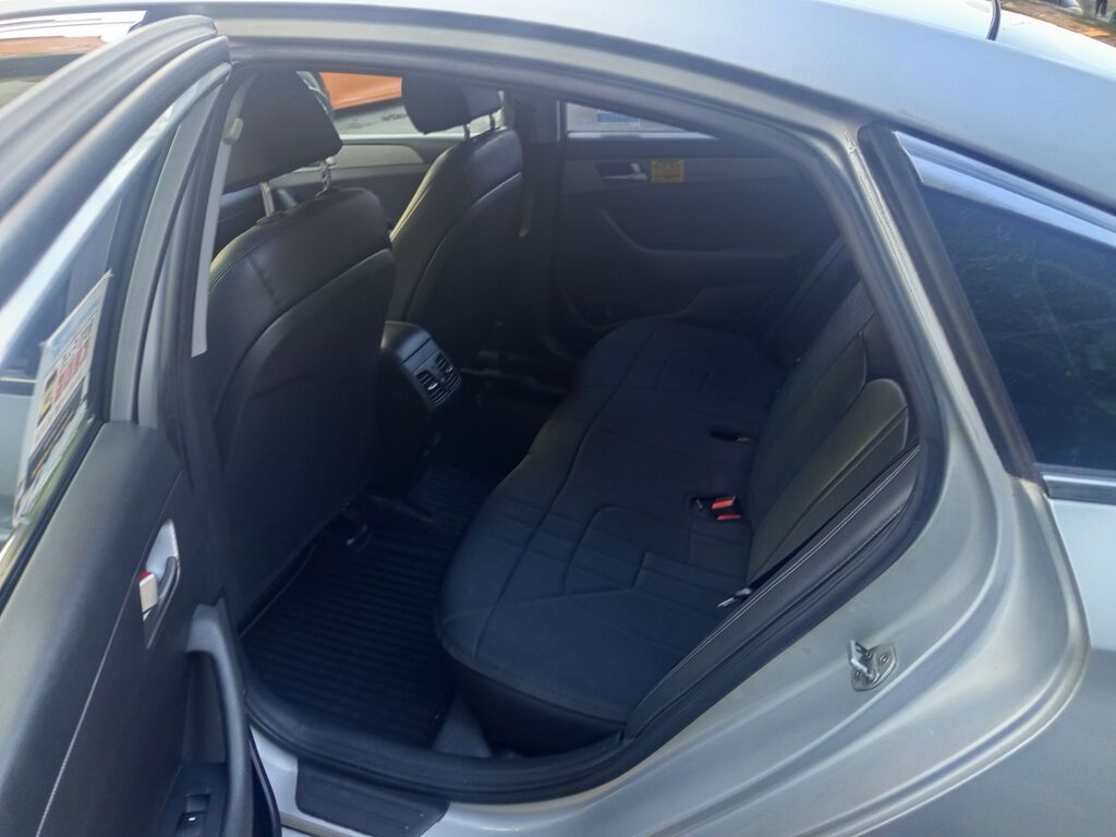 Hyundai Sonata: 2019 г., 2 л, Автомат, Газ, Седан: фото 2