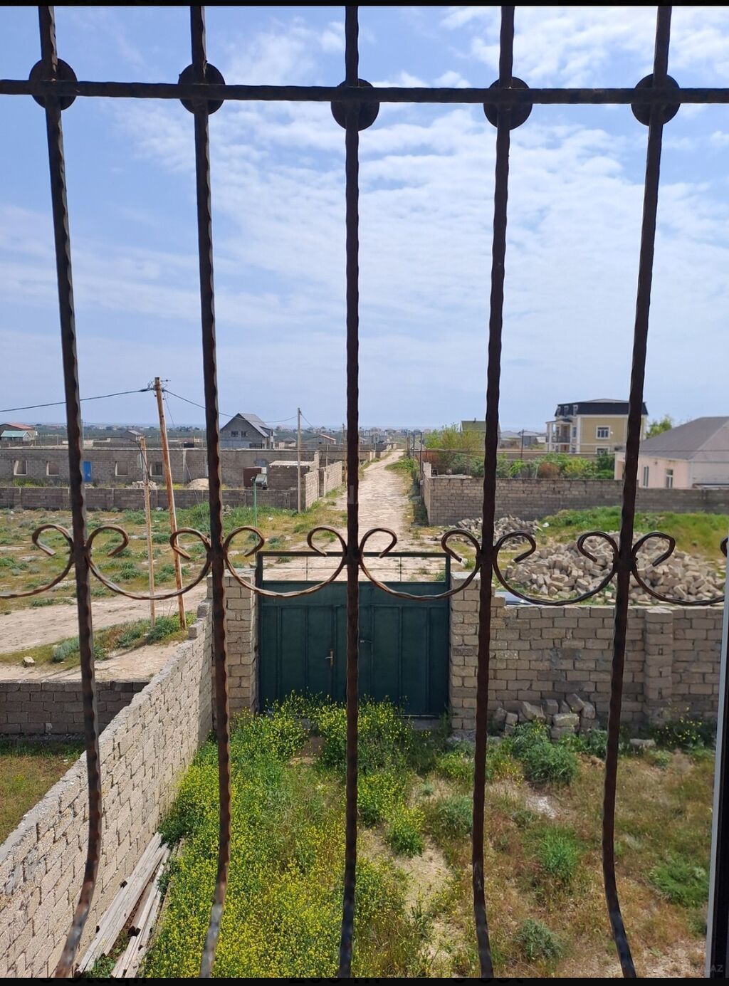 8 otaq, 200 kv. m, Kredit yoxdur