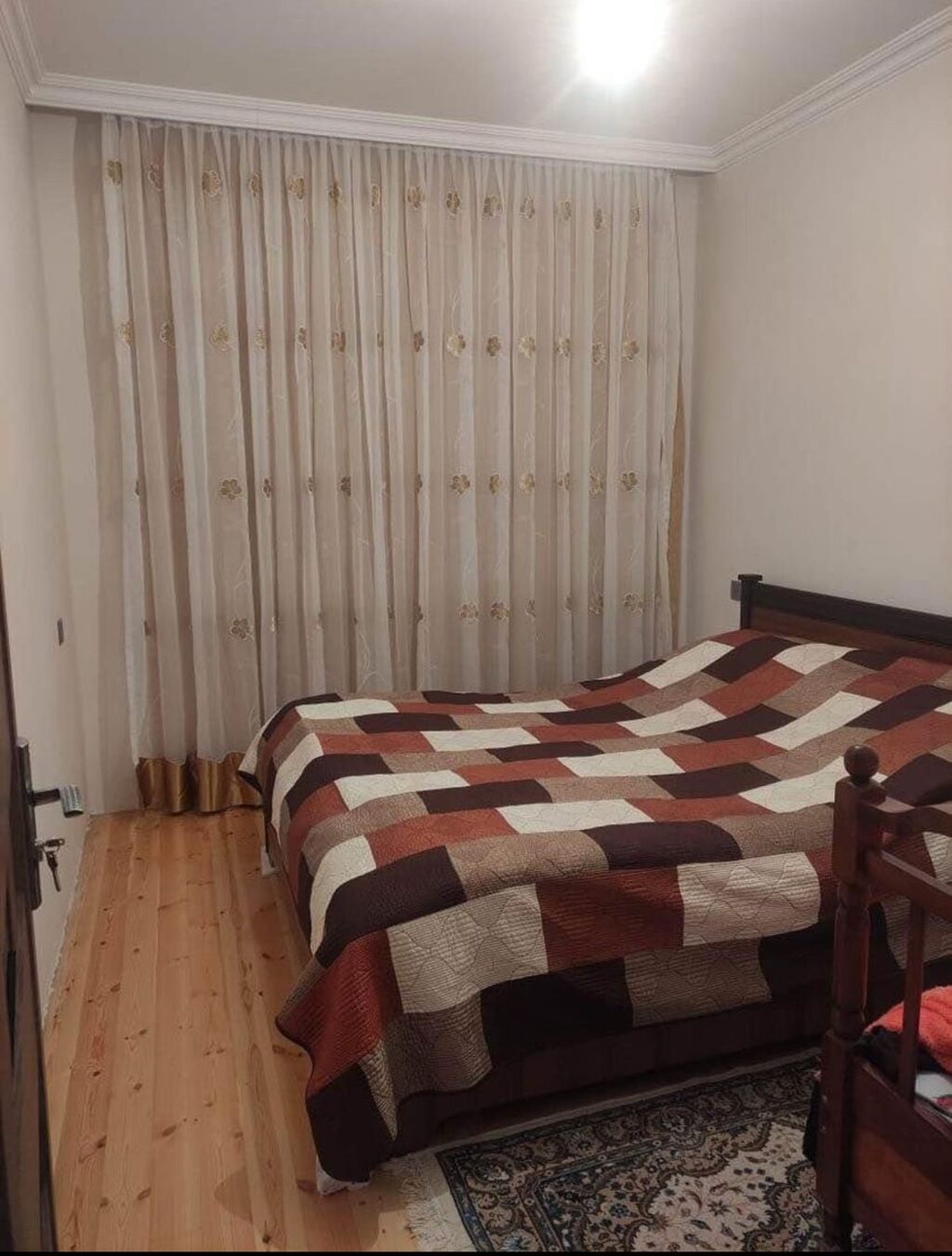 4 otaqlı, 110 kv. m, Kredit yoxdur, Orta təmir