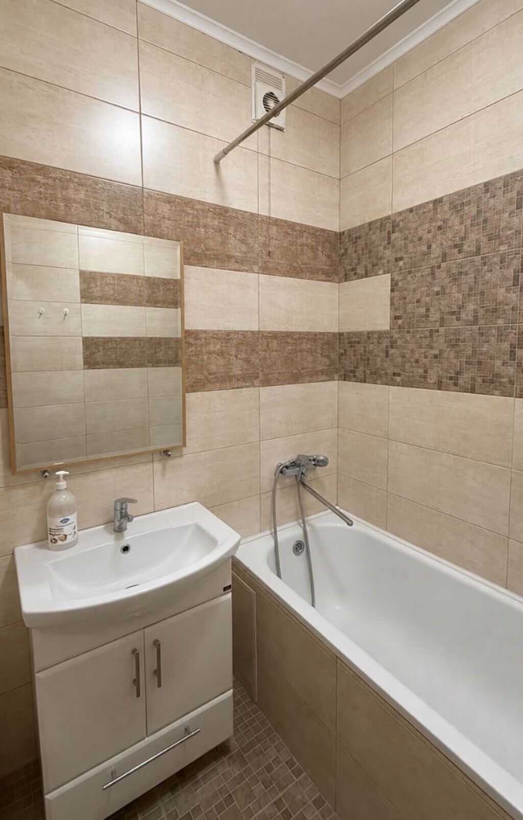 2 комнаты, 67 м², Кок-Жар мкр 106 серия, 3 этаж, Косметический ремонт: фото 5