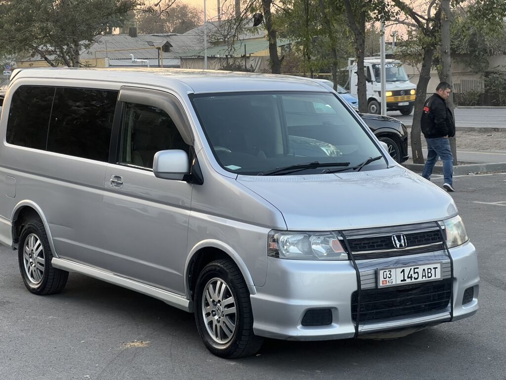 Honda Stepwgn: 2003 г., 2 л, Автомат, Бензин, Минивэн: фото 5