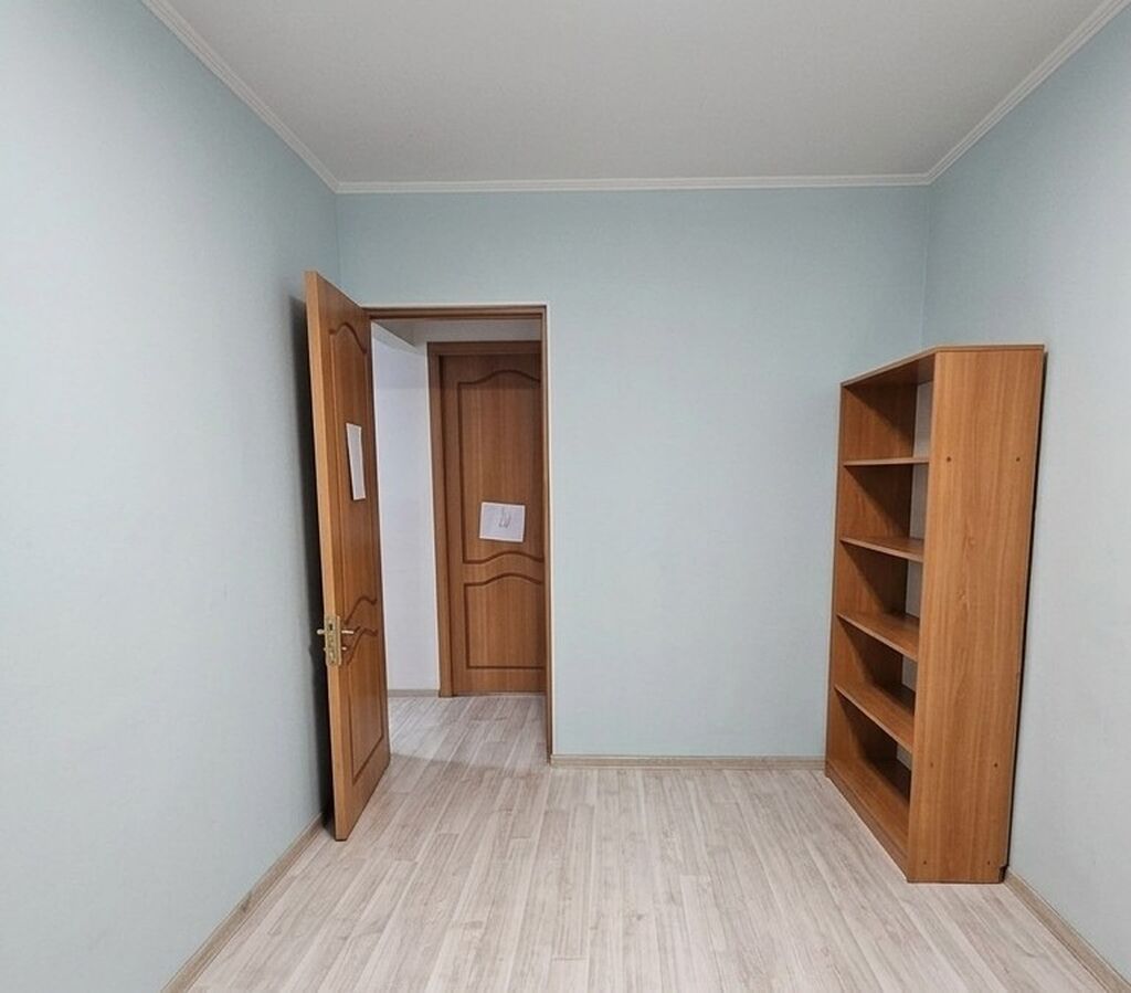 3 комнаты, 58 м², Дордой Плаза ТРЦ 104 серия, 2 этаж, Евроремонт: фото 7