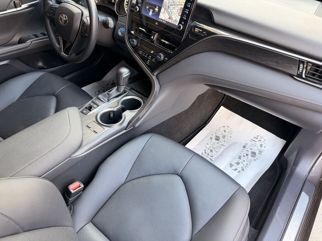 Toyota Camry: 2021 г., 2.5 л, Вариатор, Гибрид, Седан: фото 6