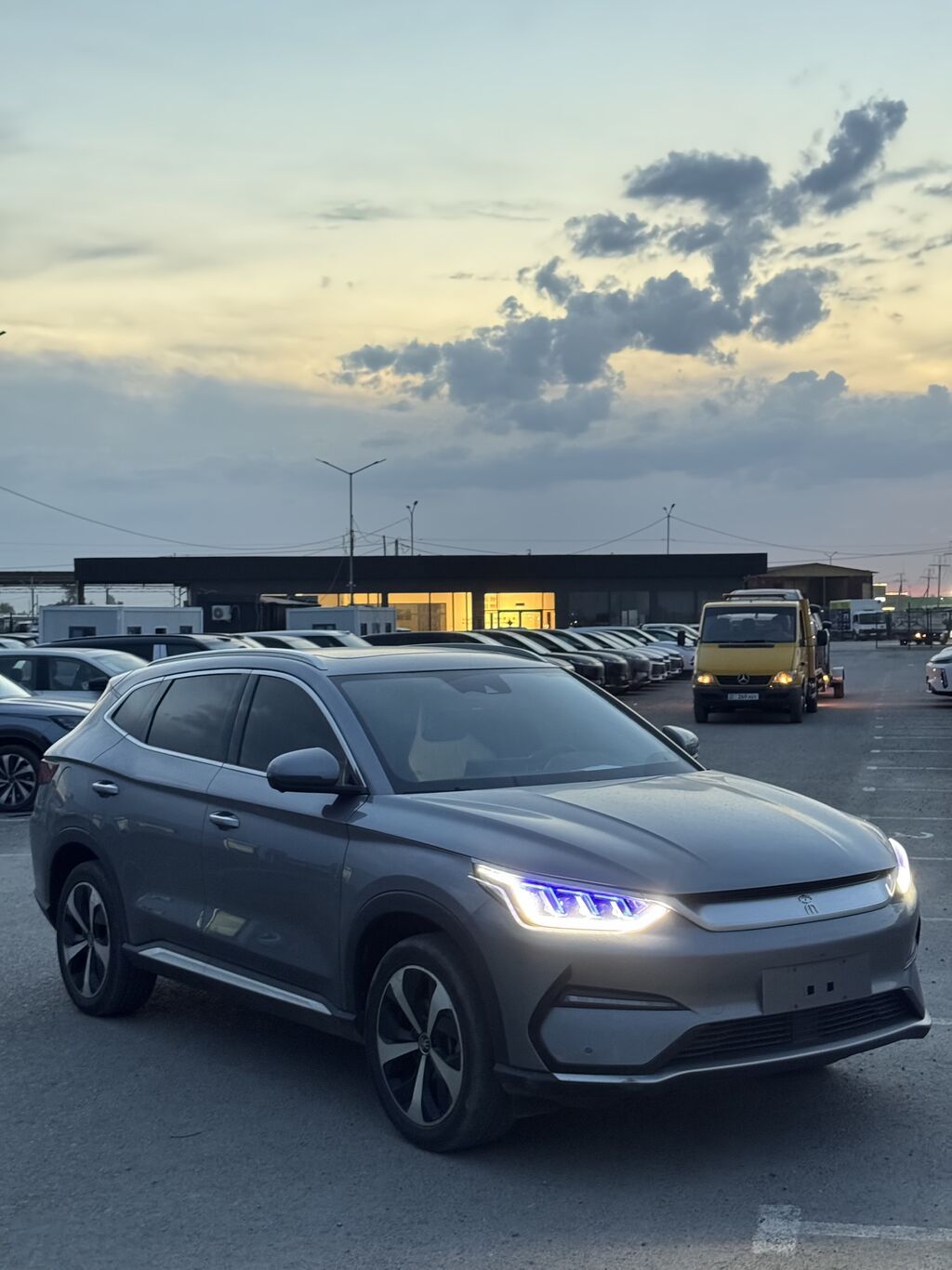 BYD Song Plus: 2022 г., 0.1 л, Автомат, Электромобиль, Внедорожник: фото 2