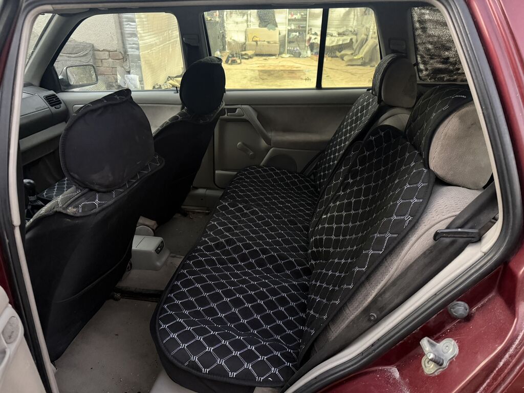 Volkswagen Golf: 1994 г., 2 л, Механика, Бензин, Универсал: фото 5