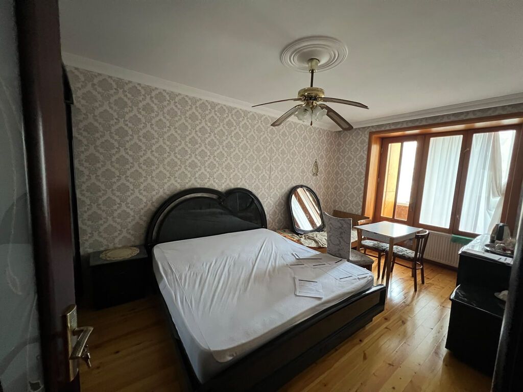 Сдаётся 3-комнатная квартира в старом фонде, Qara Qarayev, 75 м², 750 AZN/мес, фото 2 / 10