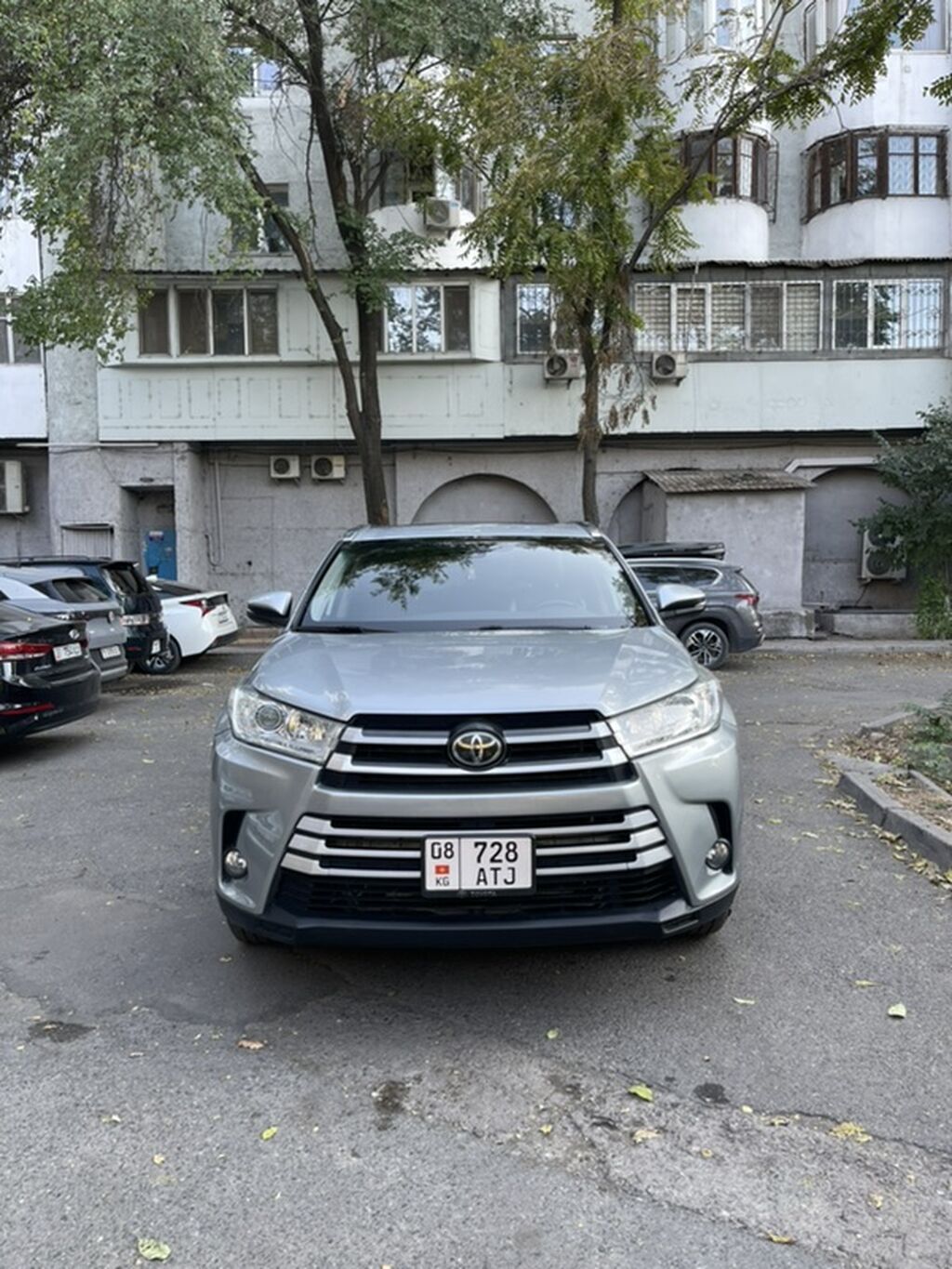 Toyota Highlander: 2019 г., 3.5 л, Автомат, Бензин, Кроссовер: фото 1