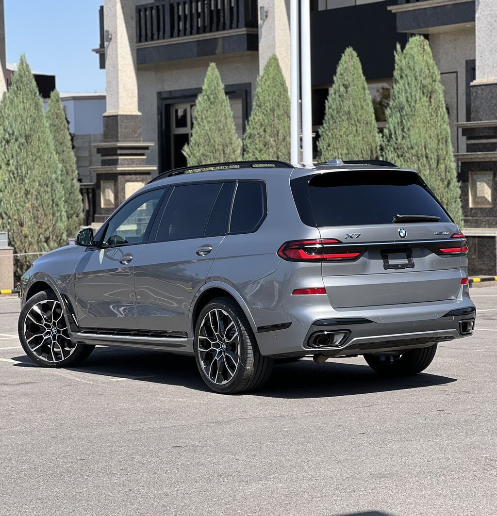 BMW X7: 2022 г., 3 л, Автомат, Бензин, Кроссовер: фото 4
