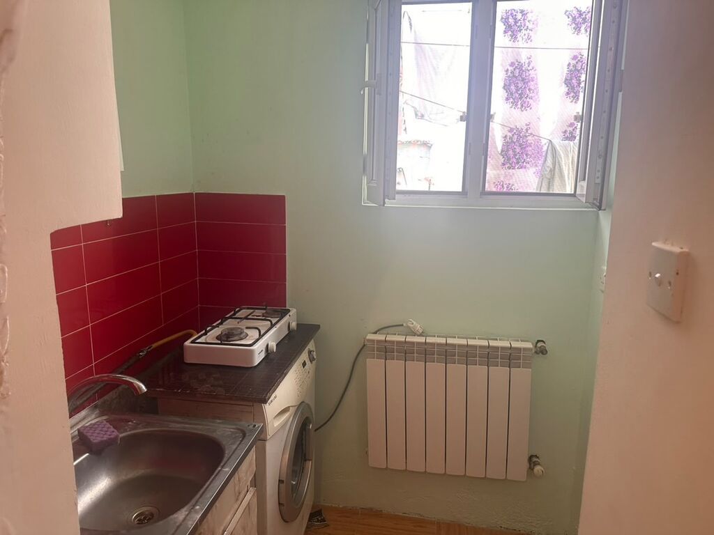 Kirayə verilir – 1 otaqlı mənzil (studia tipli) - Plan: bir otaq +