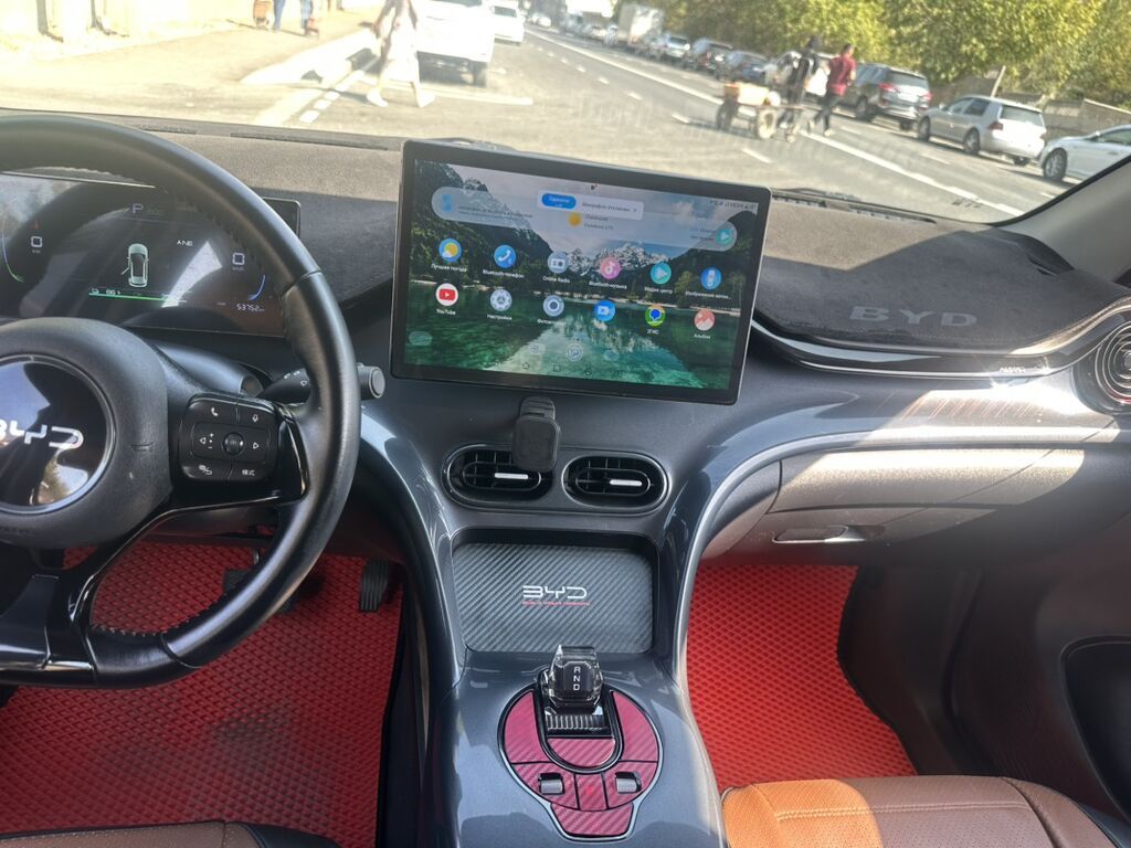BYD E2: 2025 г., 0.1 л, Электромобиль, Кроссовер: фото 7