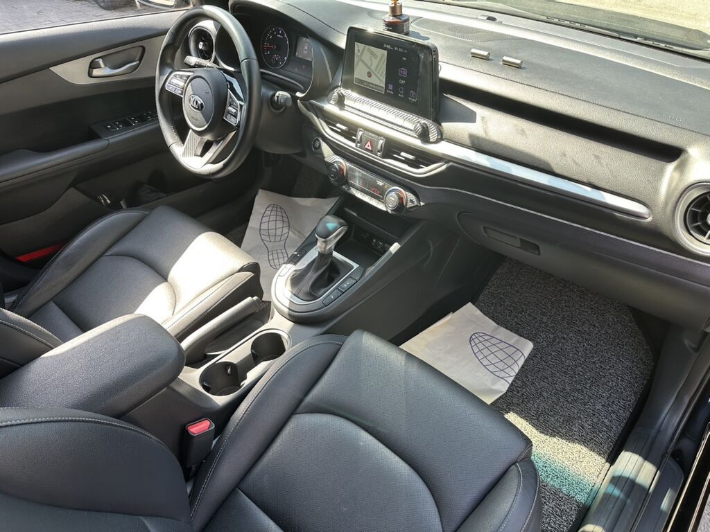 Kia Cerato: 2021 г., 1.6 л, Автомат, Бензин, Седан: фото 5