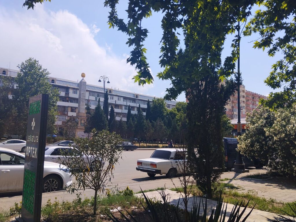 Gəncə, 3 otaqlı, Köhnə tikili, 73 kv. m