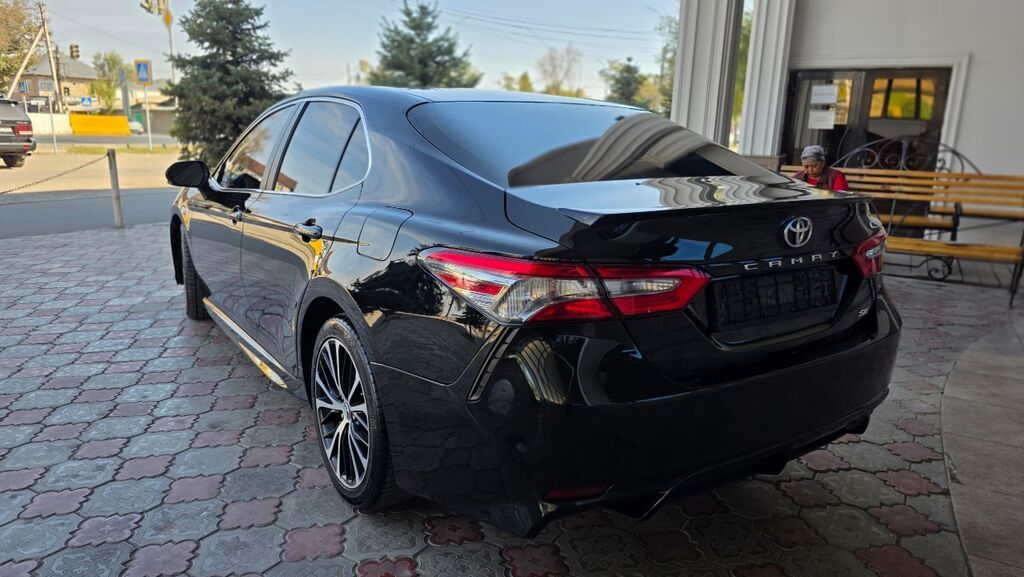 Toyota Camry: 2018 г., 2.5 л, Автомат, Бензин, Седан: фото 4
