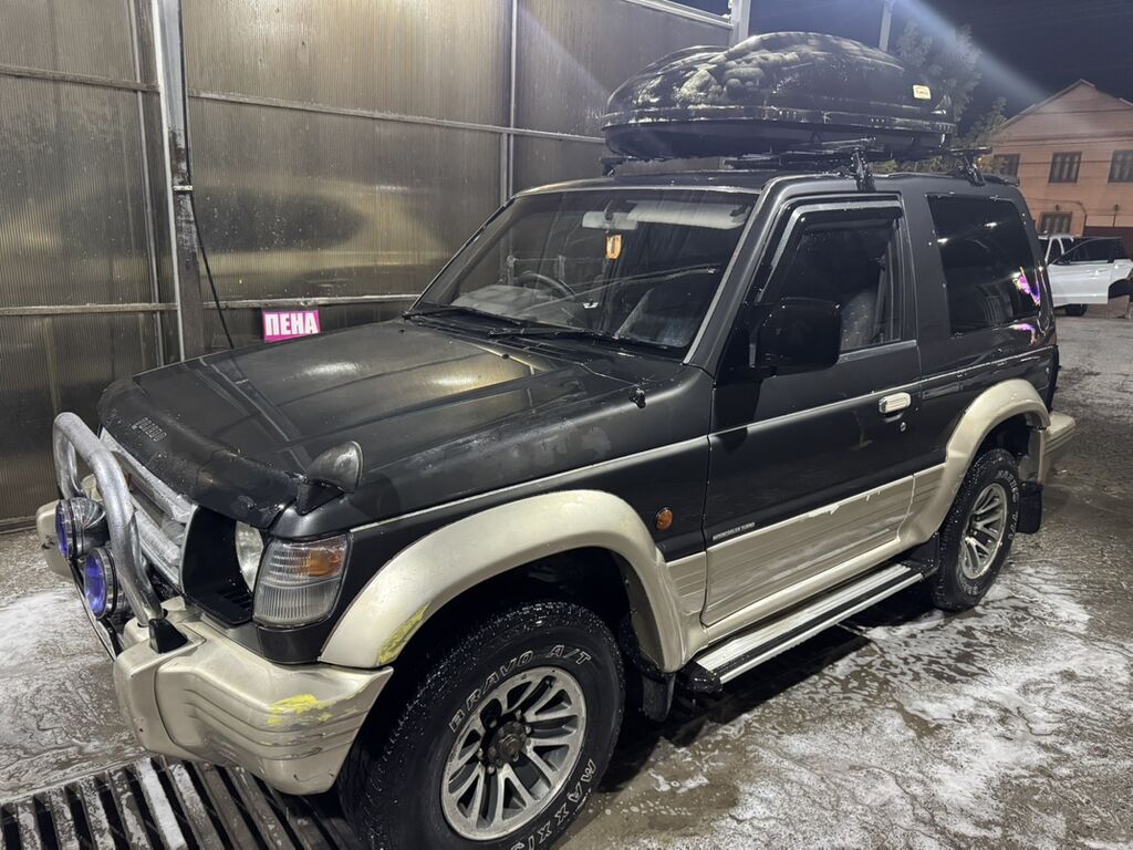Mitsubishi Pajero: 1992 г., 2.5 л, Автомат, Дизель, Внедорожник: фото 3