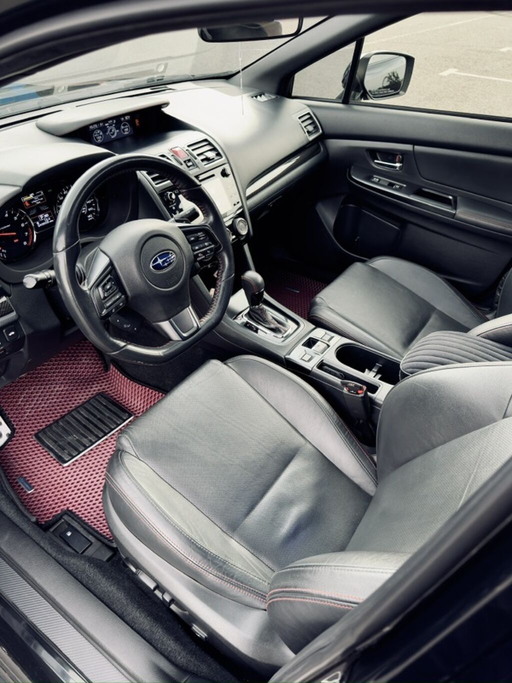 Subaru WRX: 2018 г., 2 л, Вариатор, Бензин, Седан: фото 8