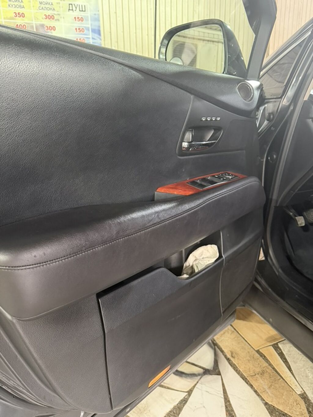 Lexus RX: 2010 г., Кроссовер: фото 4