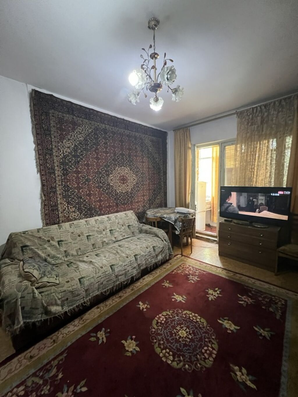 3 комнаты, 58 м², Центральная мечеть 105 серия, 2 этаж, Старый ремонт: фото 1