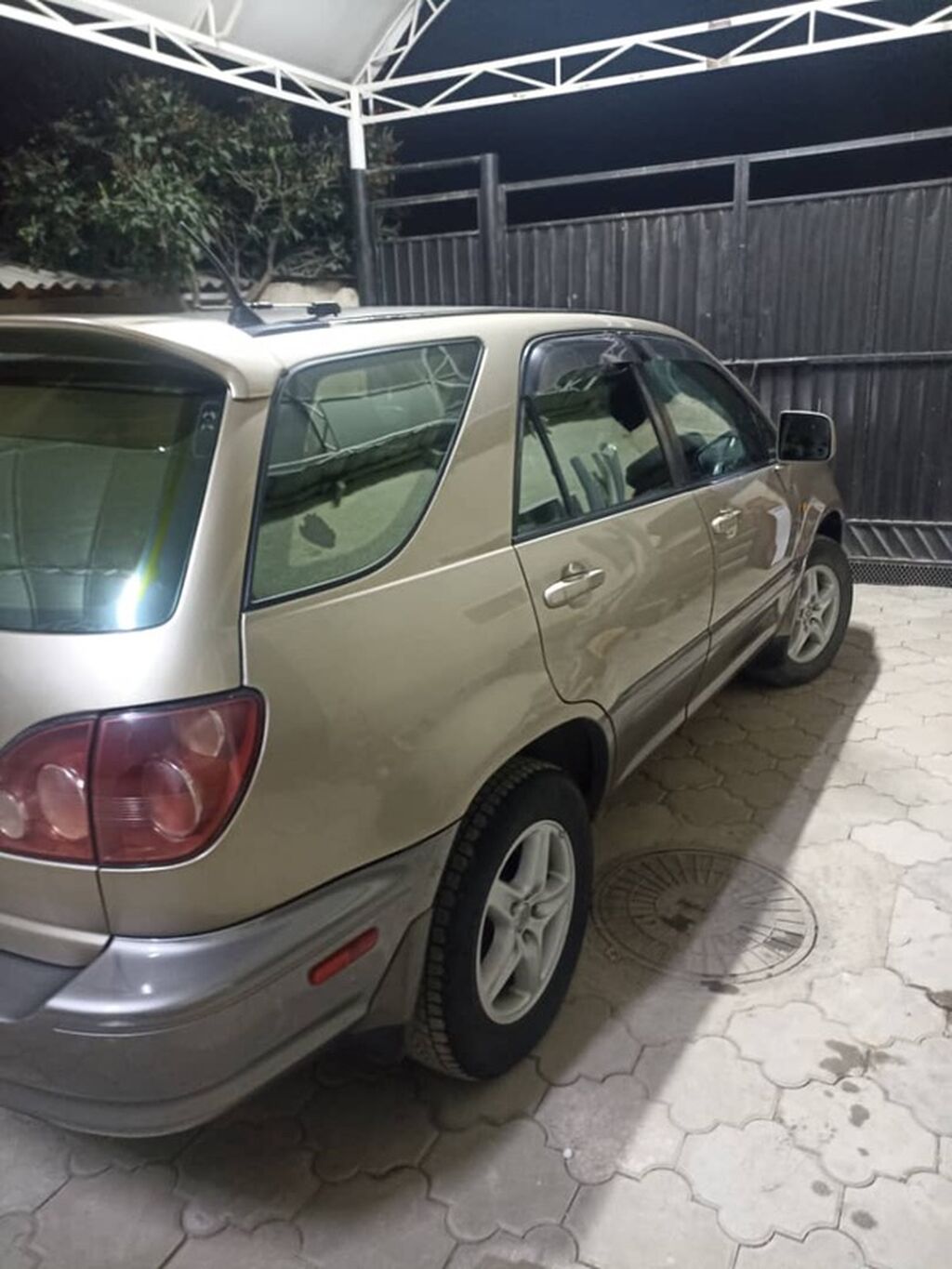 Toyota Harrier: 1999 г., 3 л, Автомат, Газ, Кроссовер: фото 2