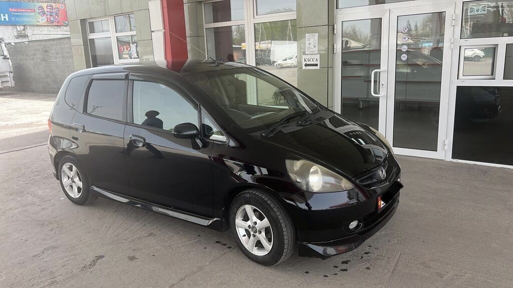Honda Fit: 2003 г., 1.3 л, Автомат, Бензин, Хэтчбэк: фото 5
