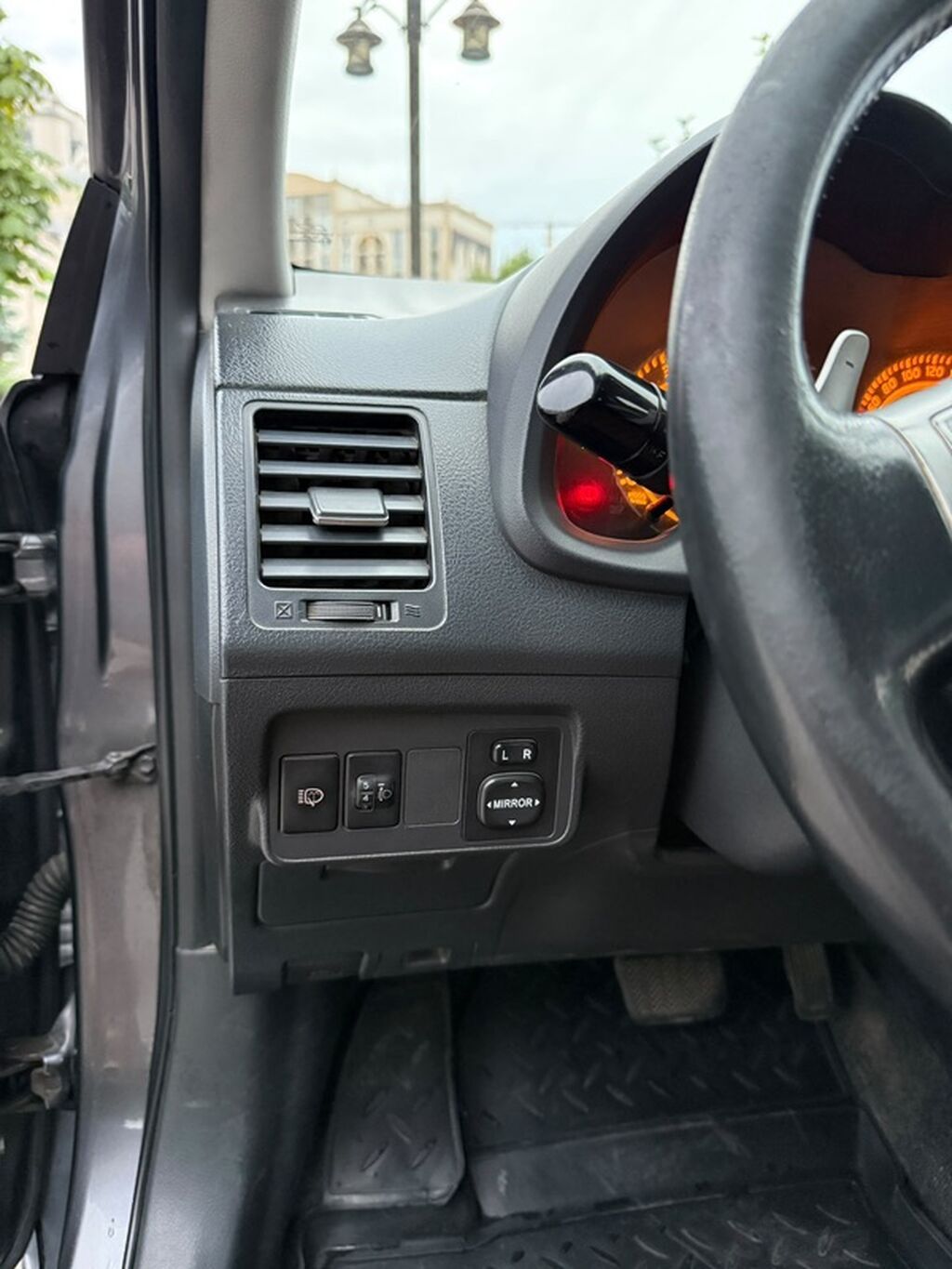 Toyota Corolla: 2008 г., 1.6 л, Автомат, Бензин, Седан — фото 7