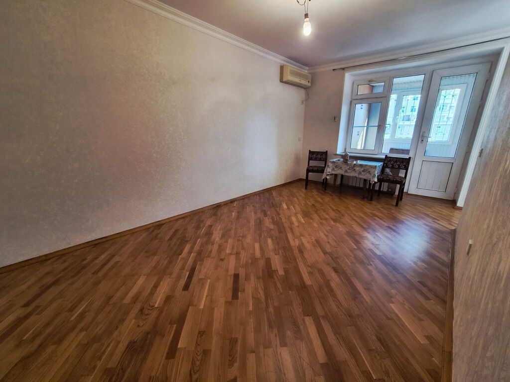 Продаётся 2-комнатная квартира в старом фонде, Azadlıq Prospekti, 37 м², 135 000 AZN, фото 4 / 12