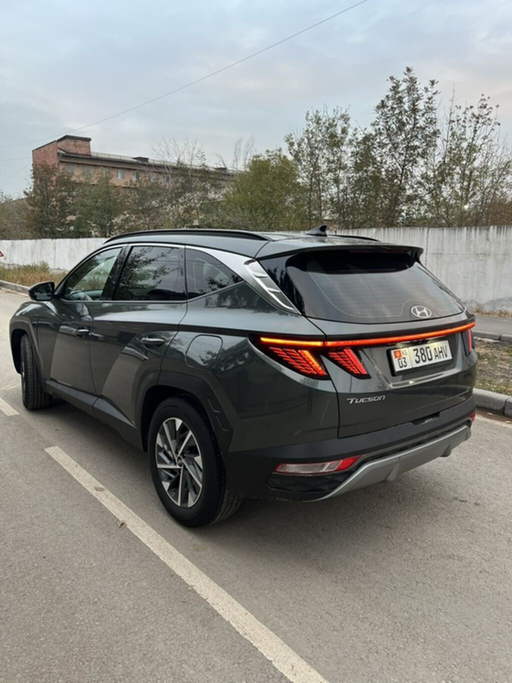 Hyundai Tucson: 2022 г., 1.6 л, Автомат, Гибрид, Кроссовер: фото 2