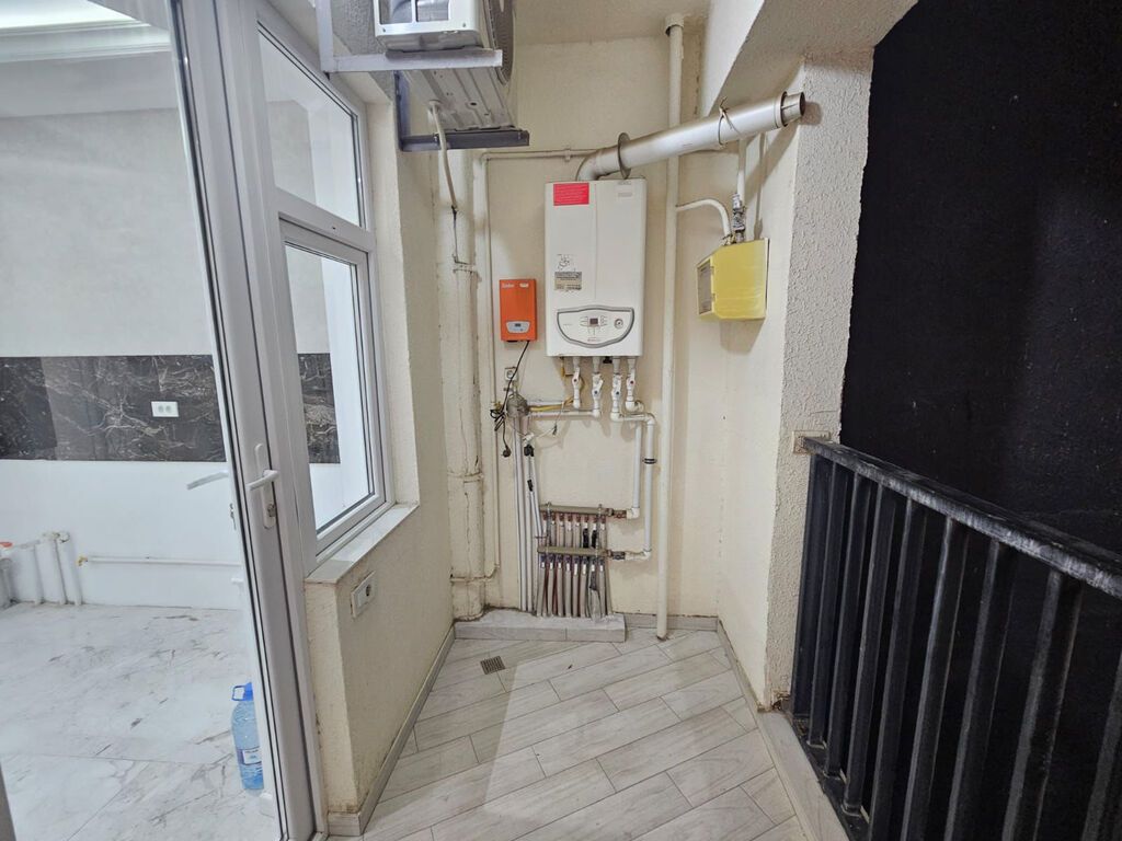 3 otaqlı, Yeni tikili, 110 kv. m