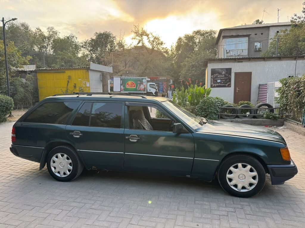 Mercedes-Benz W124: 1995 г., 2.9 л, Дизель, Универсал: фото 2