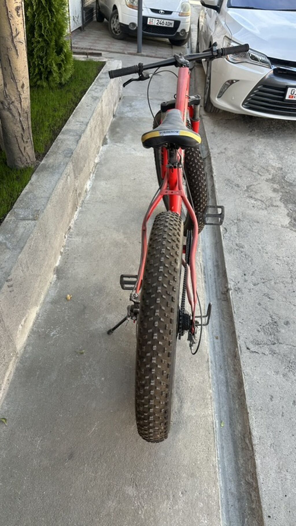 Фэтбайк Forward (Fat Bike) — ярко‑красная рама, колеса 26" с широкими: фото 6
