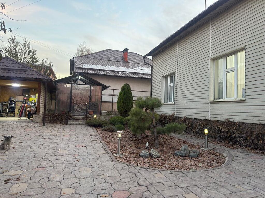4 комнаты, 130 м², 4500 соток, Бишкек, Кок-Жар ж/м: фото 2