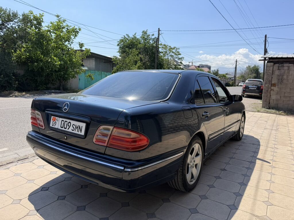 Mercedes-Benz E-Class: 2000 г., 3.2 л, Автомат, Бензин, Седан: фото 3