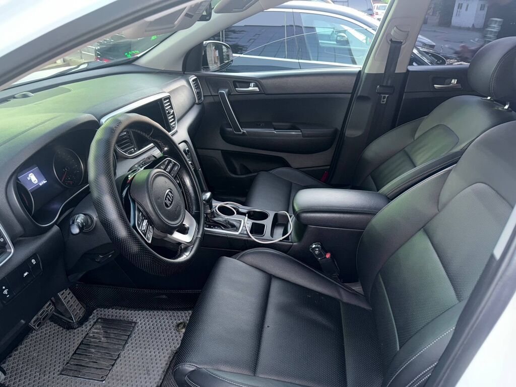 Kia Sportage: 2019 г., 2 л, Автомат, Дизель, Кроссовер: фото 4