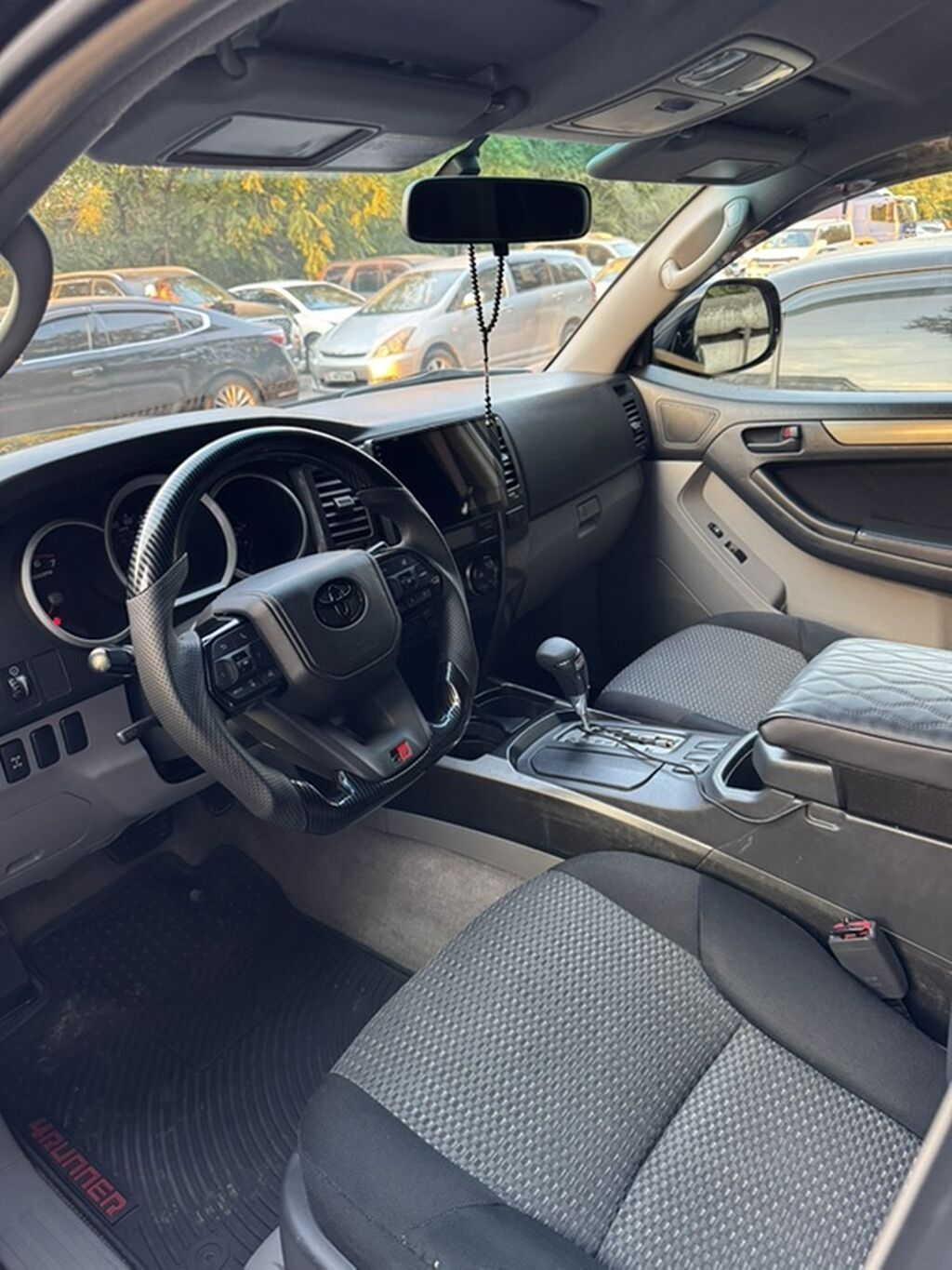 Toyota 4Runner: 2005 г., 4 л, Автомат, Бензин, Внедорожник: фото 7