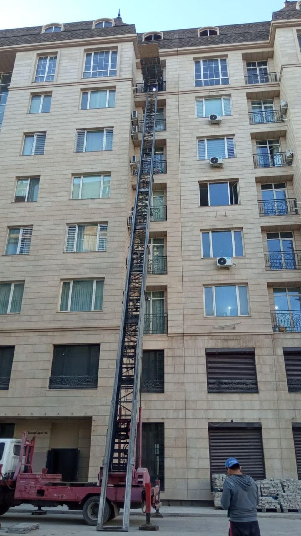 Услуги автолифта для подъема стройматериалов и мебели: фото 2