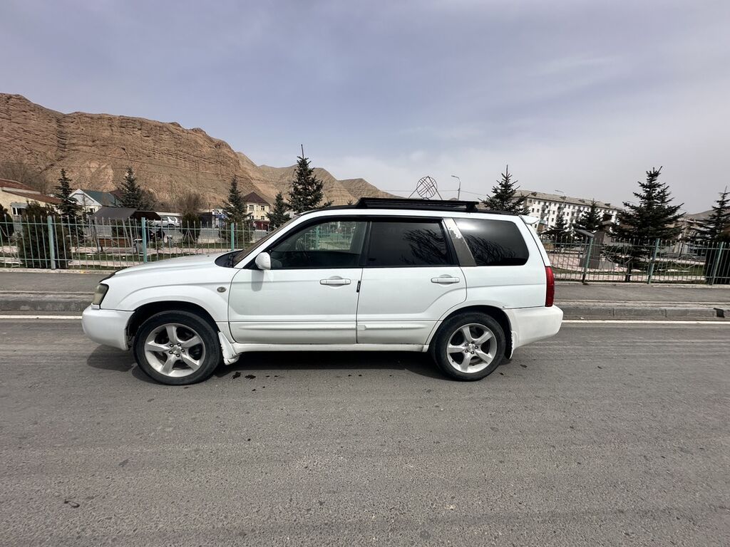 Subaru Forester: 2002 г., 2 л, Автомат, Бензин, Универсал: фото 3