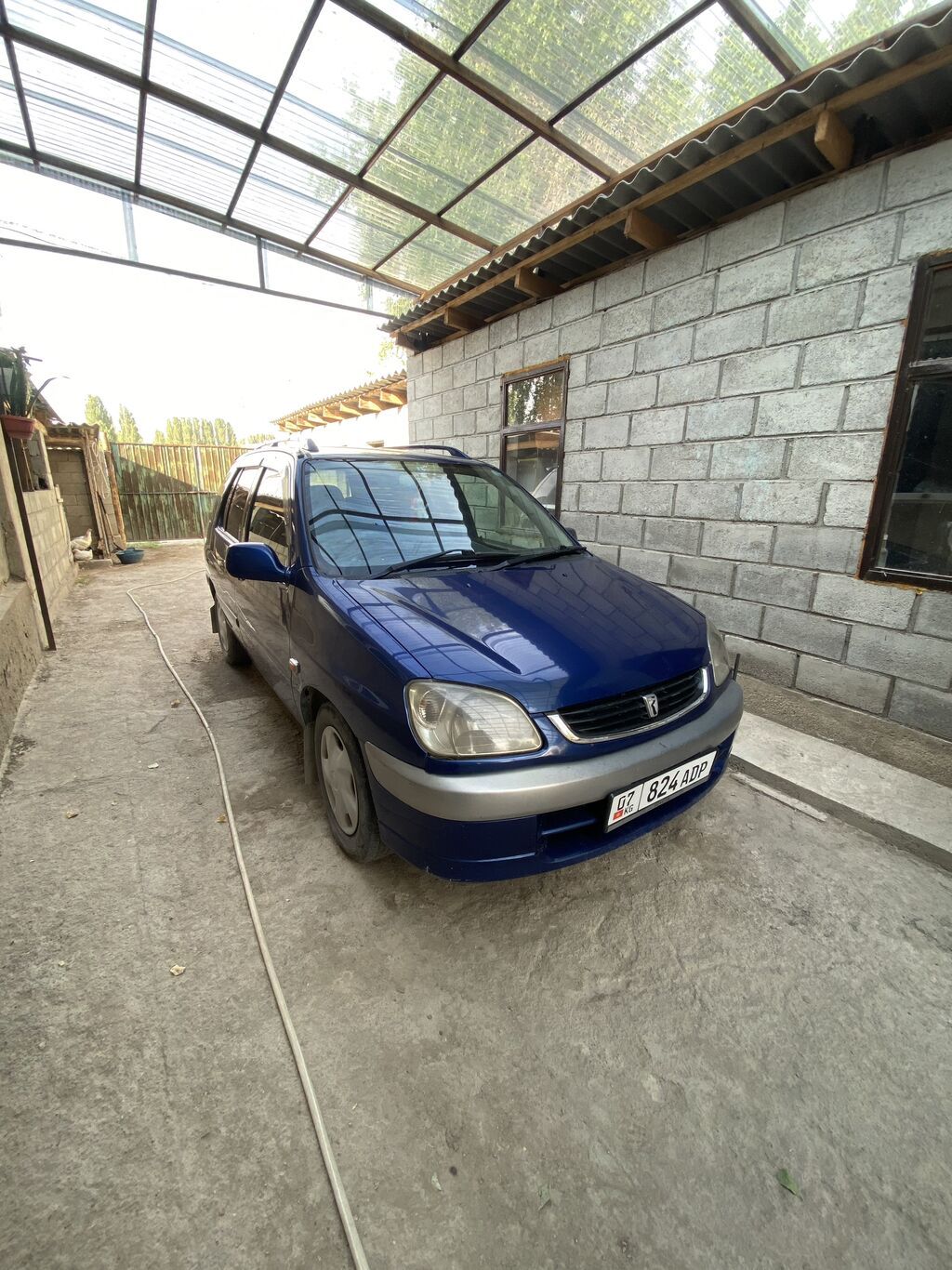 Toyota Raum: 2000 г., 1.5 л, Автомат, Бензин, Минивэн: фото 2