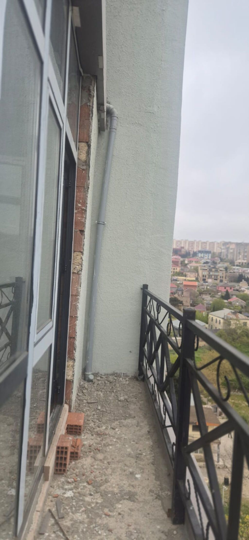 Qaraçuxur qəs., 3 otaqlı, Yeni tikili, 124 kv. m