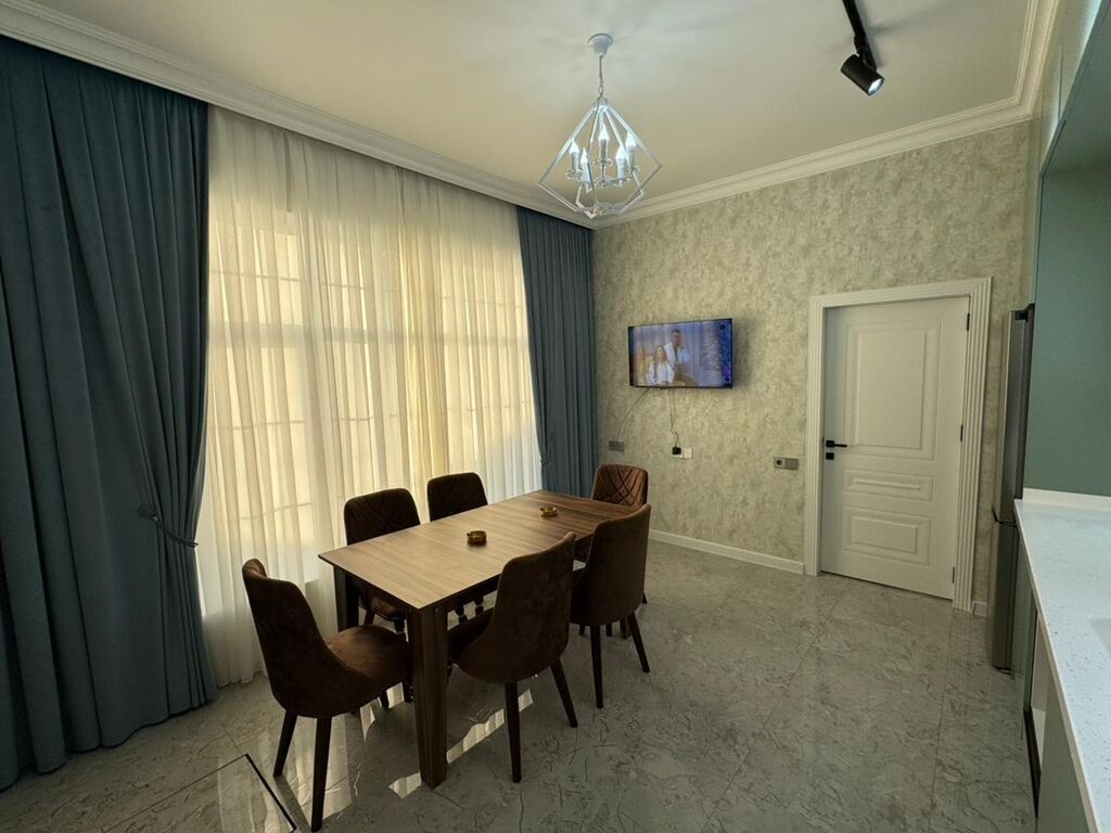 4 otaqlı, 170 kv. m, Kredit yoxdur, Yeni təmirli