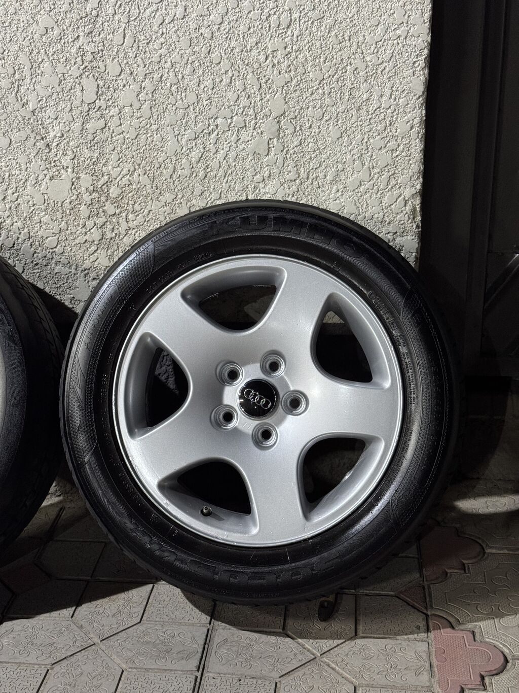 Колеса в сборе 215 / 55 / R 16, Всесезонная, Б/у, Комплект, Легковые, Литые, отверстий - 5: фото 2
