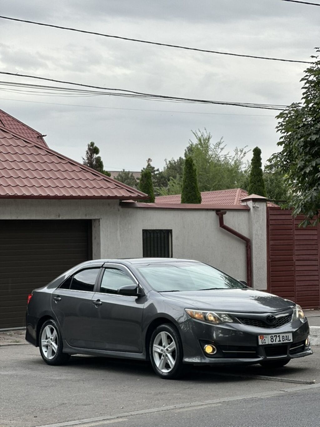 Toyota Camry: 2014 г., Газ, Седан: фото 2