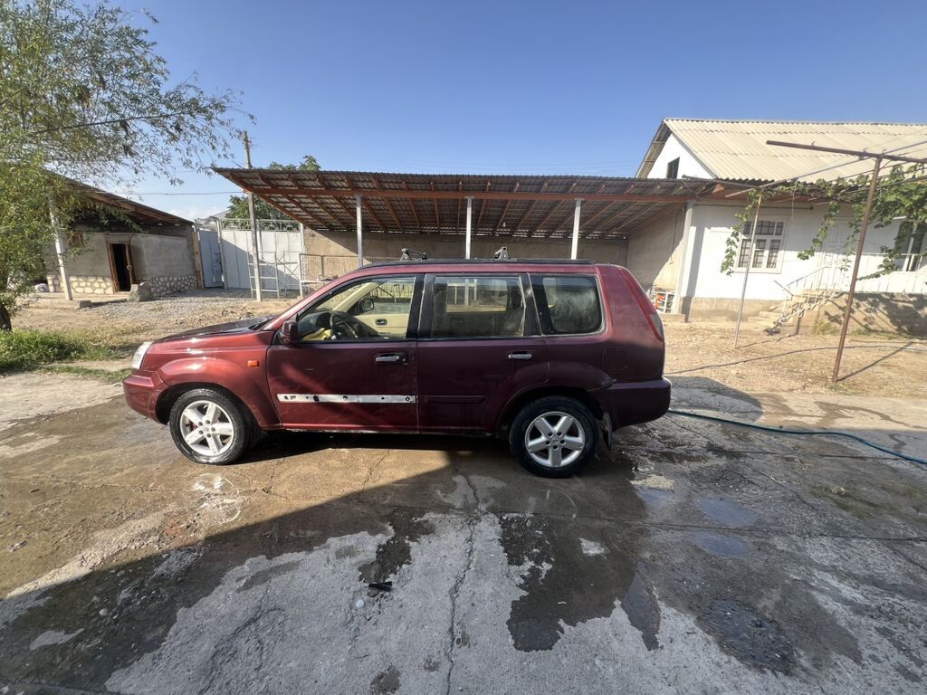 Nissan X-Trail: 2002 г., 2.2 л, Механика, Дизель, Кроссовер: фото 3
