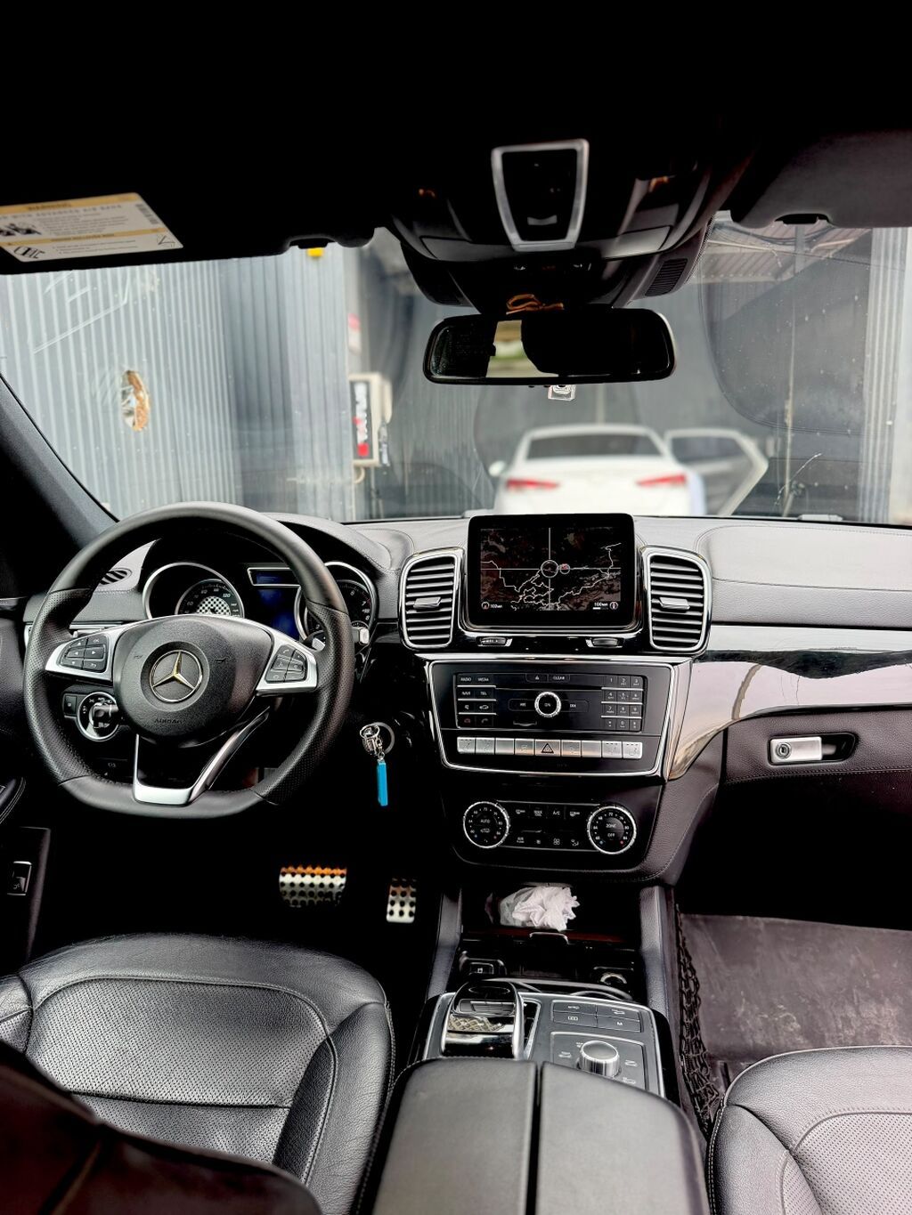 Mercedes-Benz GLE-Class AMG: 2017 г., 3 л, Автомат, Бензин, Кроссовер: фото 8