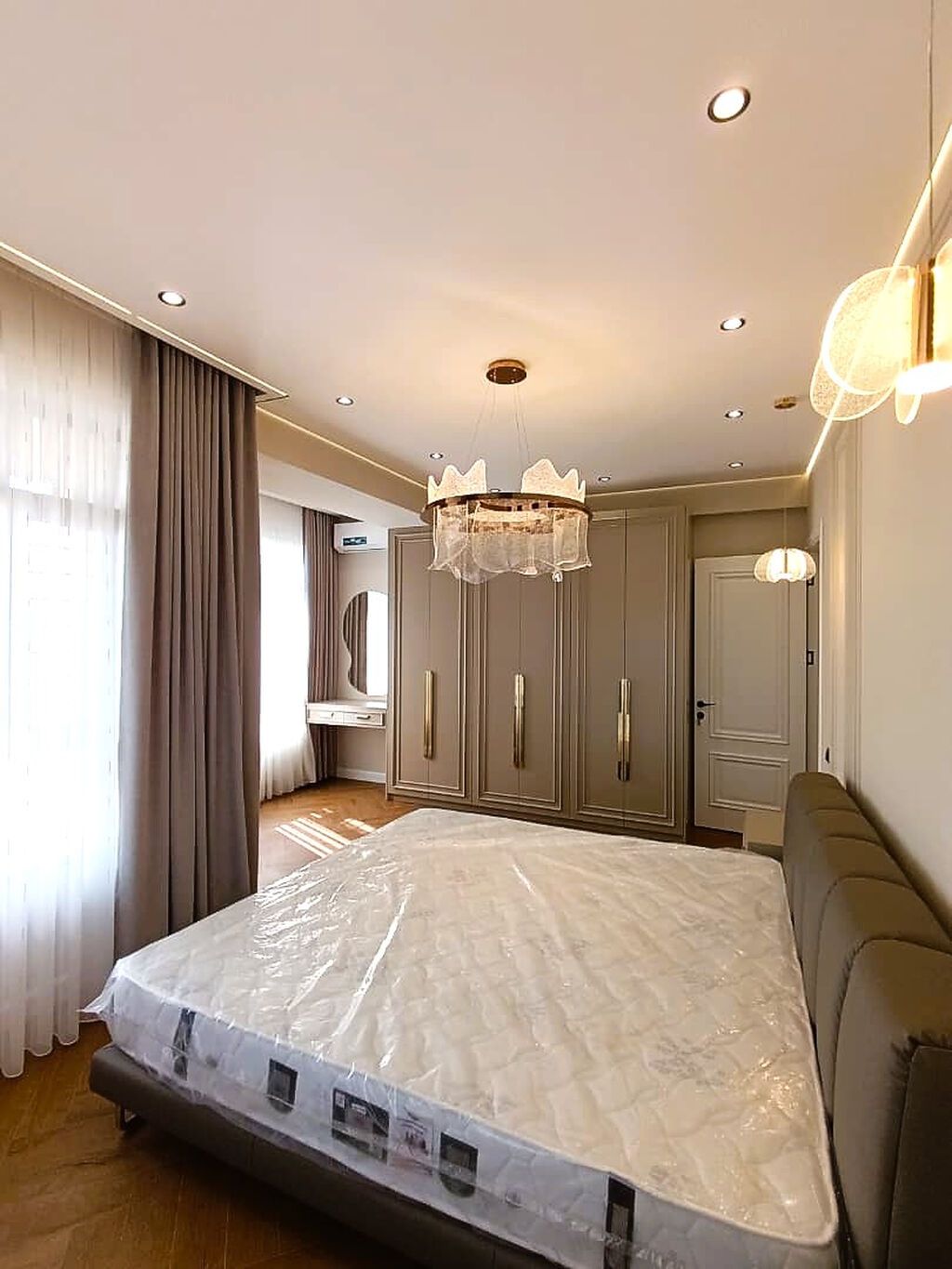 3 комнаты, 118 м², КНУ Элитка, 9 этаж, Евроремонт: фото 6