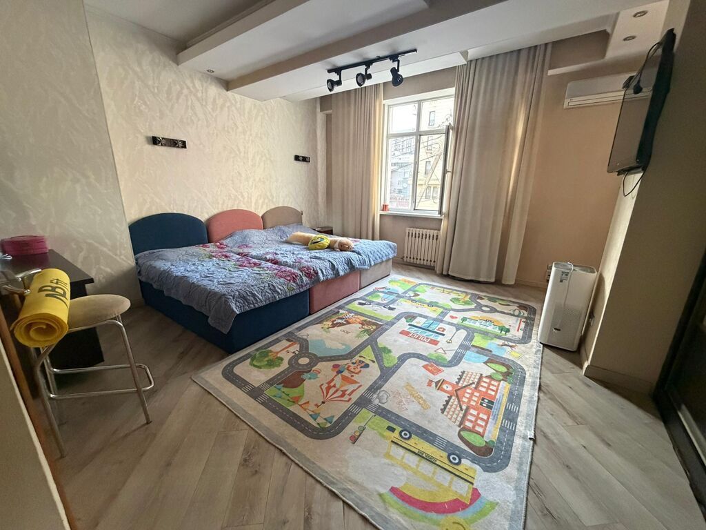 4 комнаты, 186 м², Элитка, 2 этаж, Евроремонт — фото 7
