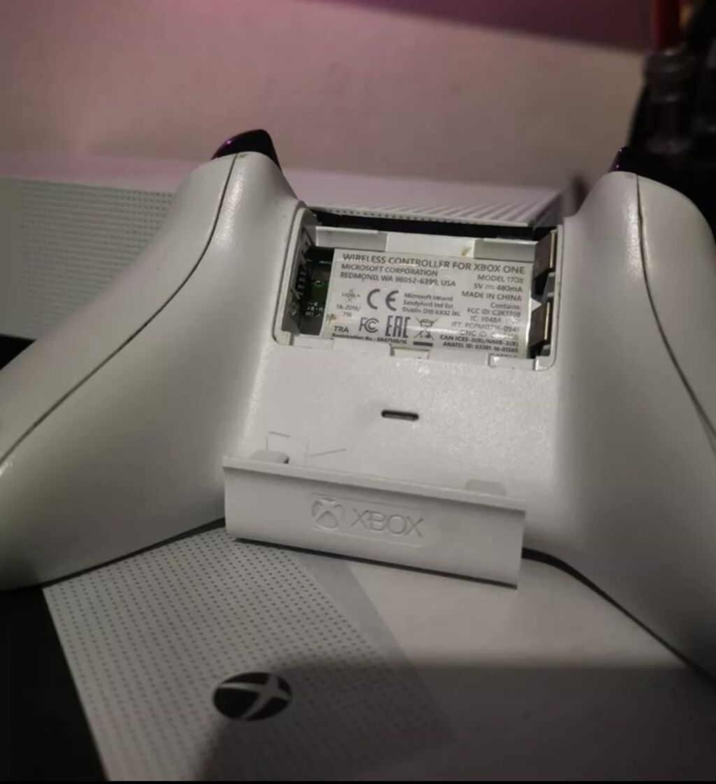 Продаётся Xbox One S (белая)в хорошем состоянии, б/у, полностью: фото 6