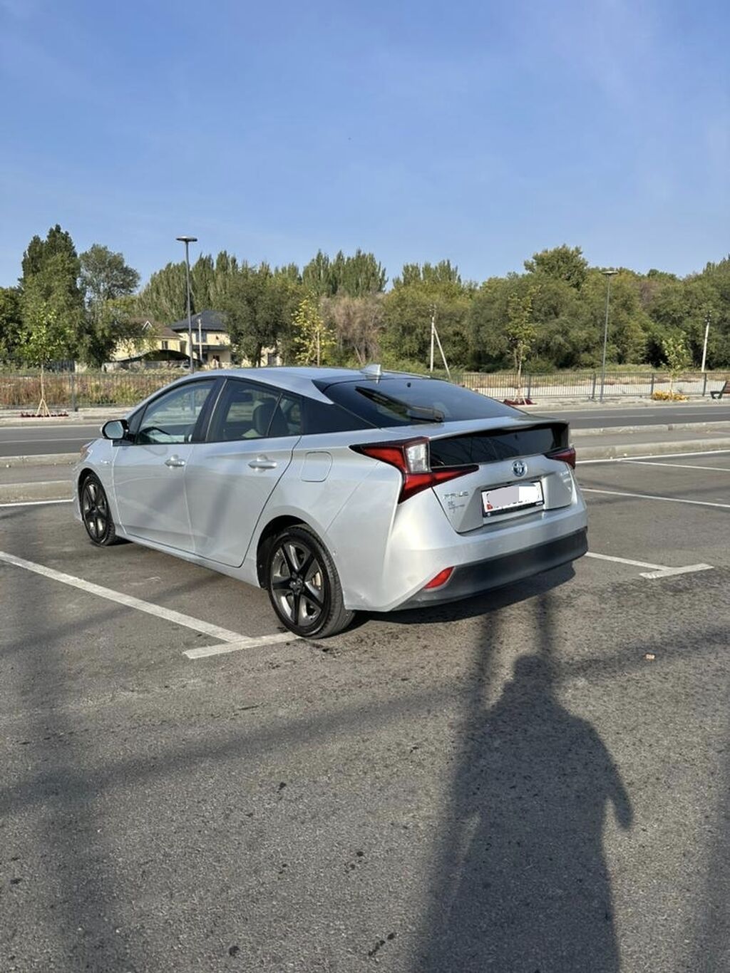 Toyota Prius: 2018 г., 1.8 л, Вариатор, Гибрид, Лифтбек: фото 5