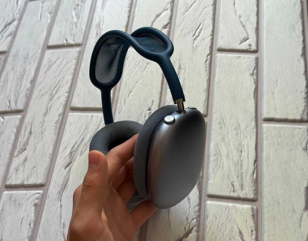 AirPods Max Продаю свои полноразмерные наушники от Apple Работают: фото 4